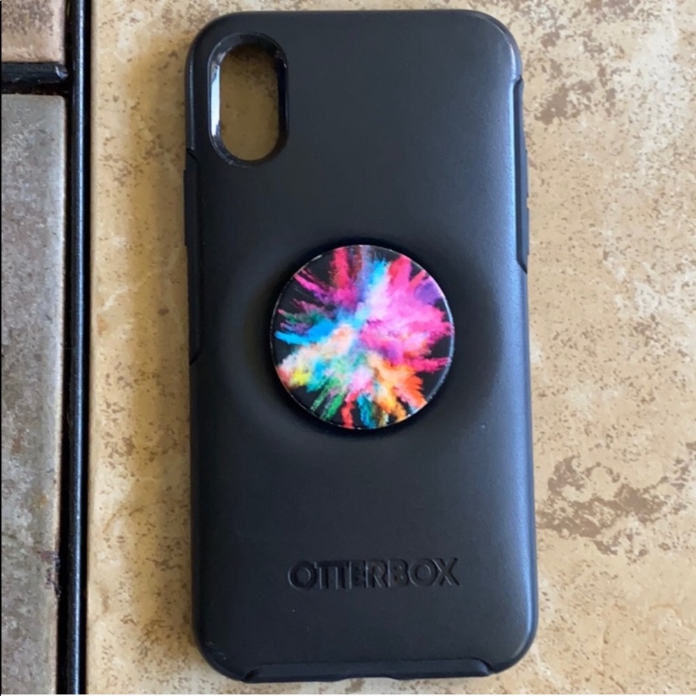 iPhone X OTTERBOX WITH POPSOCKET ATTACHED